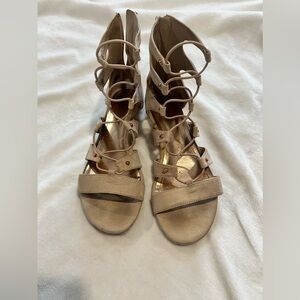 Jennifer Lopez sandles